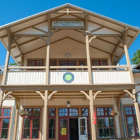 Ronneby Brunnspark Vandrarhem Och B&B Екстериор снимка