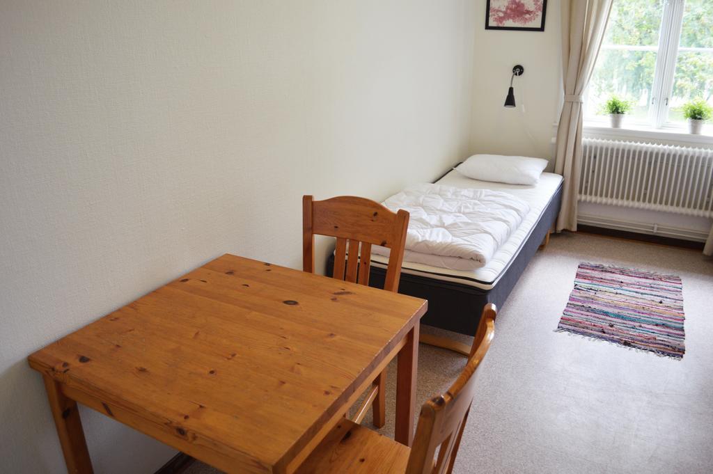 Ronneby Brunnspark Vandrarhem Och B&B Стая снимка