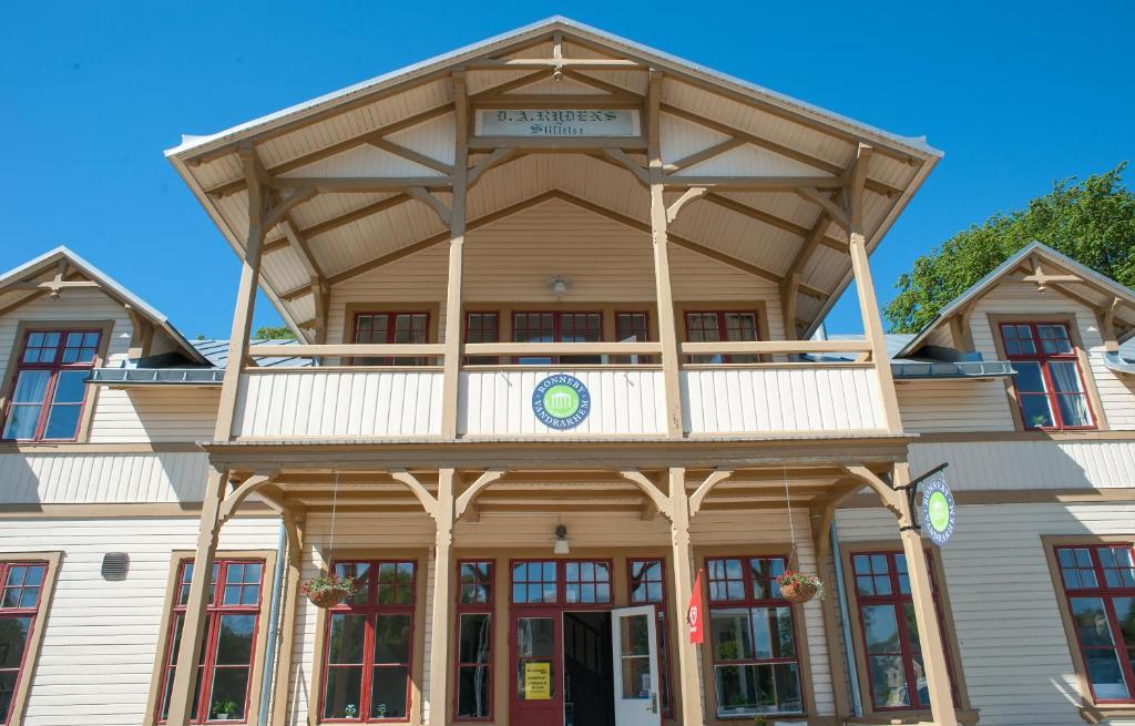 Ronneby Brunnspark Vandrarhem Och B&B Екстериор снимка