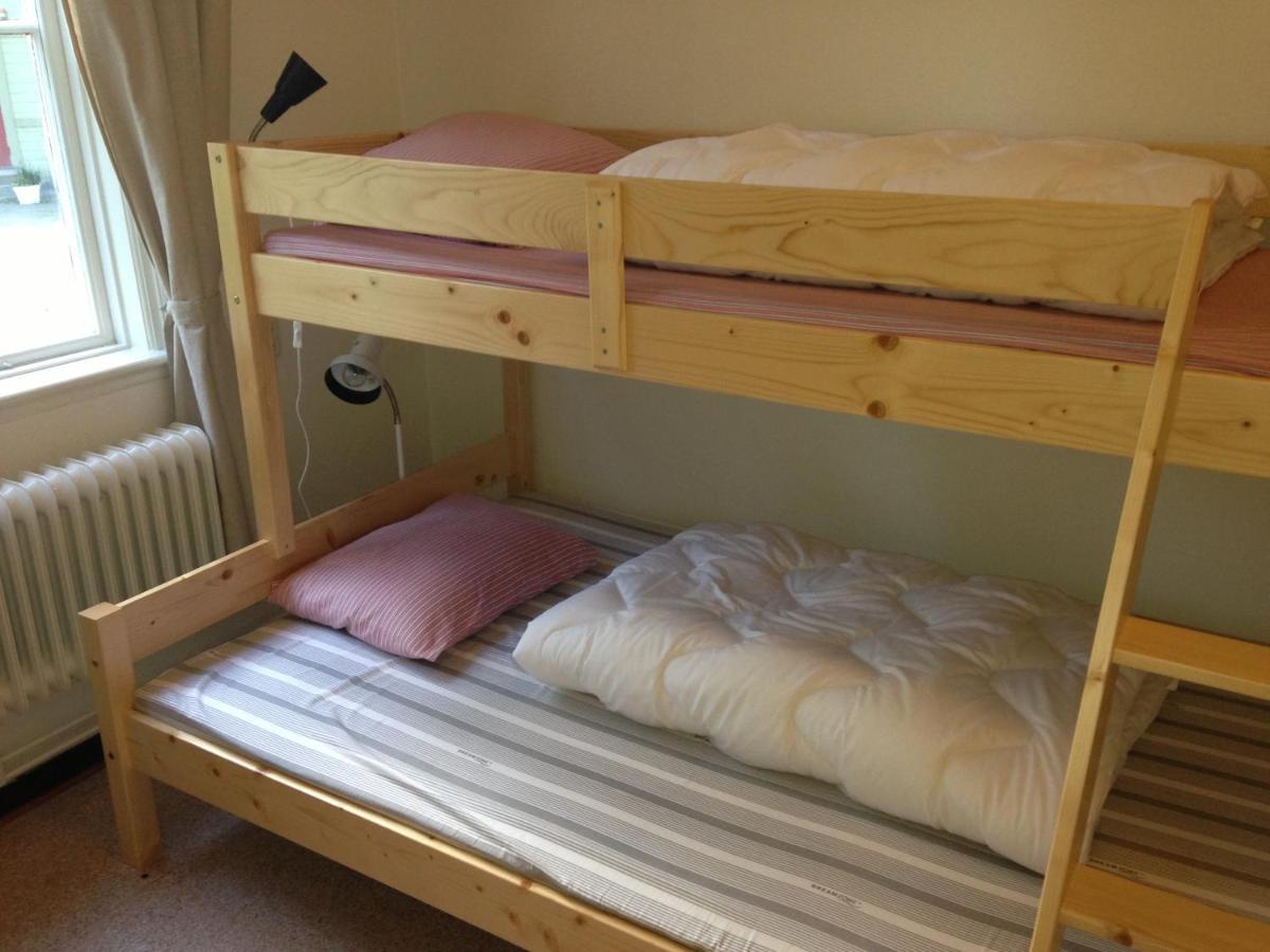 Ronneby Brunnspark Vandrarhem Och B&B Стая снимка